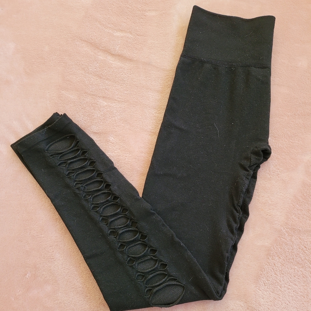 Black leggings